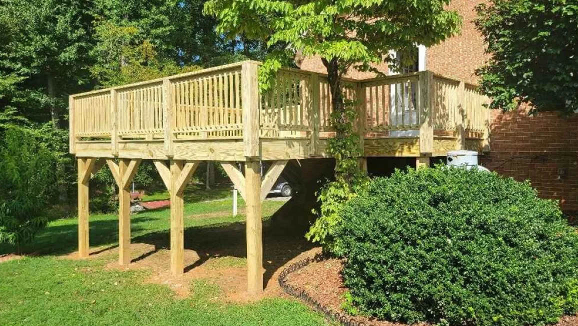 custom deck builder services 1